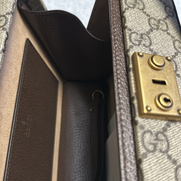 Gucci GG Supreme Messenger Bag - Picture 7 of 10